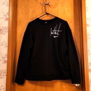 Medium Nike sweatshirt